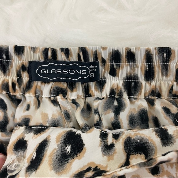 Glassons Leopard Print Shorts, Size 8 - Picture 6 of 6